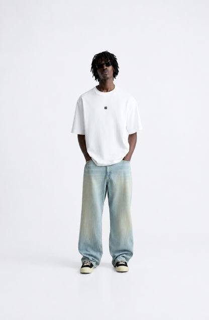 T-shirt White