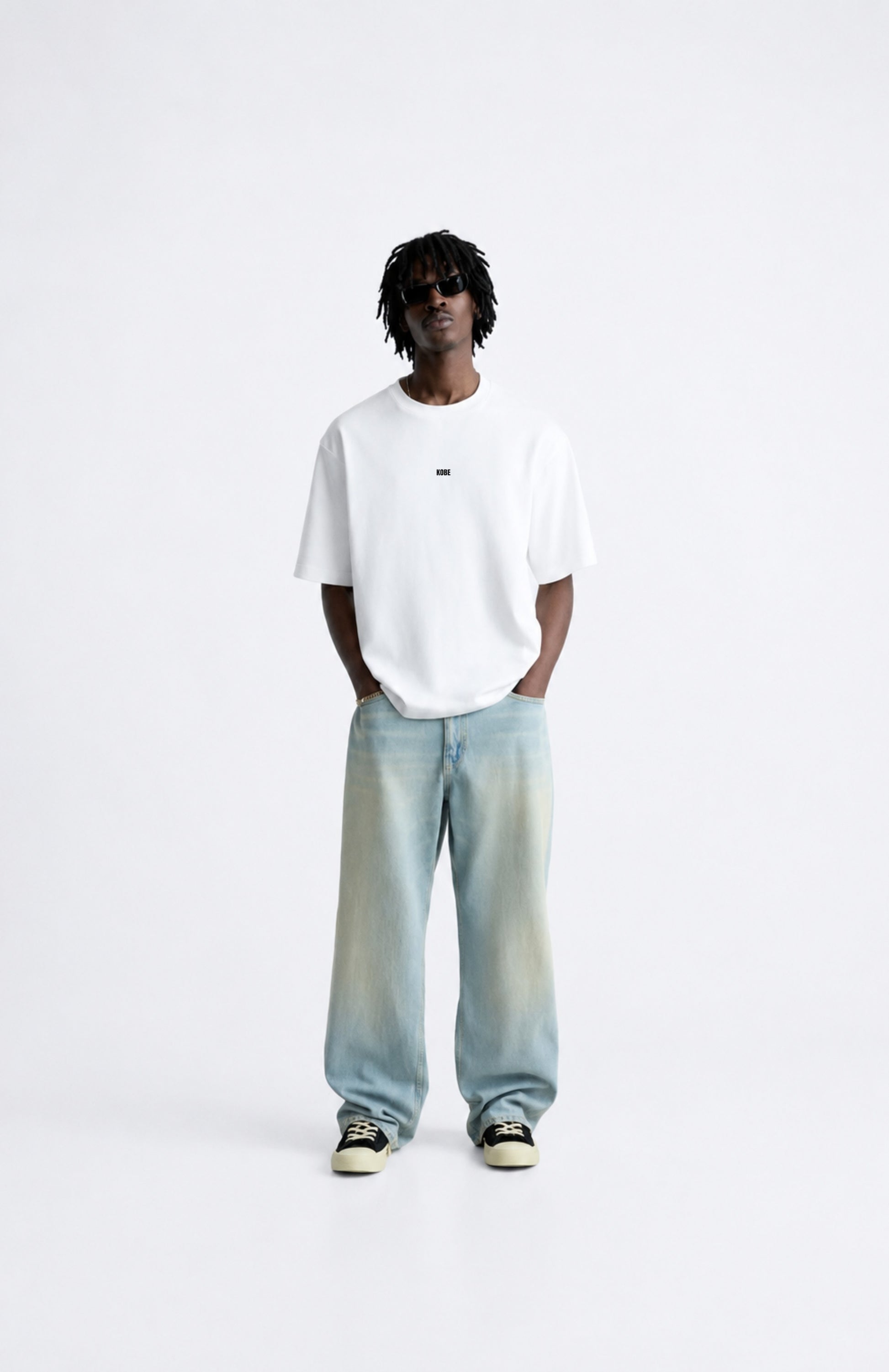 T-shirt White